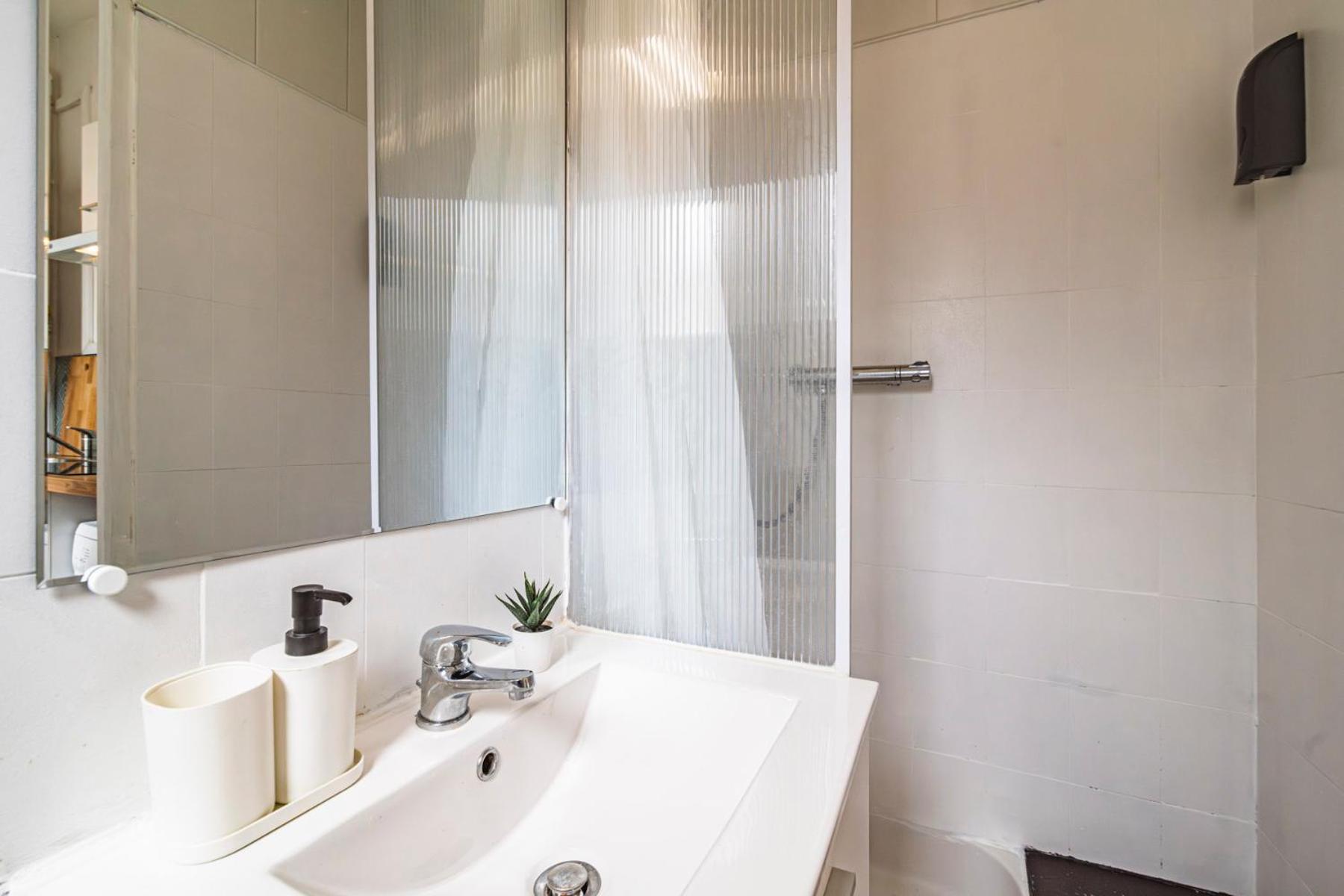 Le Zola - Charmant 2 Chambres - Centre Gare Reims Zewnętrze zdjęcie